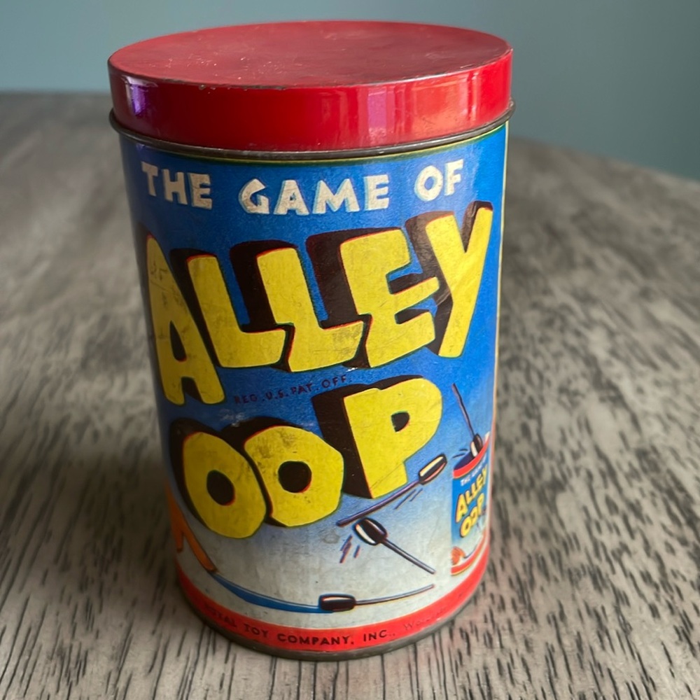 Vintage 1937 The Game of ALLEY OOP Can Royal Toy Company Stephen Slesinger Litho
